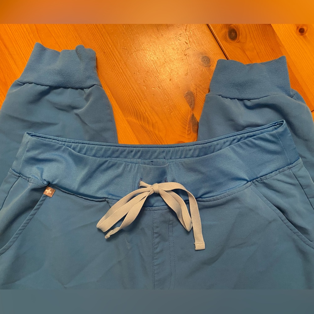 Figs Limited Edition Capri Blue High-Waisted Zamora Joggers